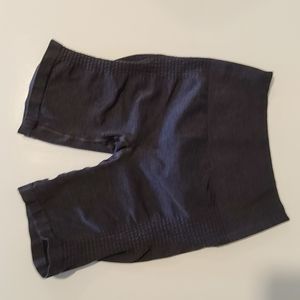 Alphalete Biker shorts